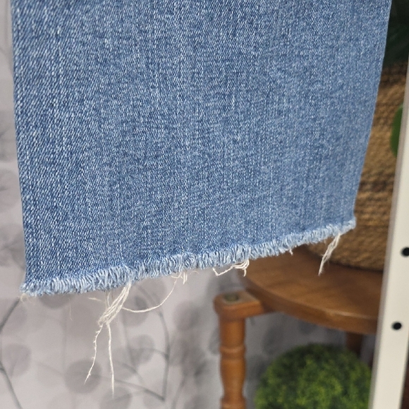 Madewell Mid-Rise Kick Out Jeans - 27 - Picture 6 of 8